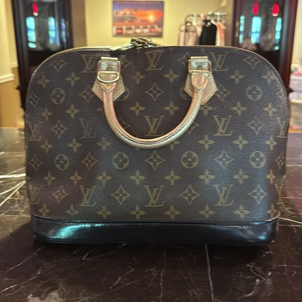 Louis Vuitton custom painted monogram Alma - Picture 4 of 9